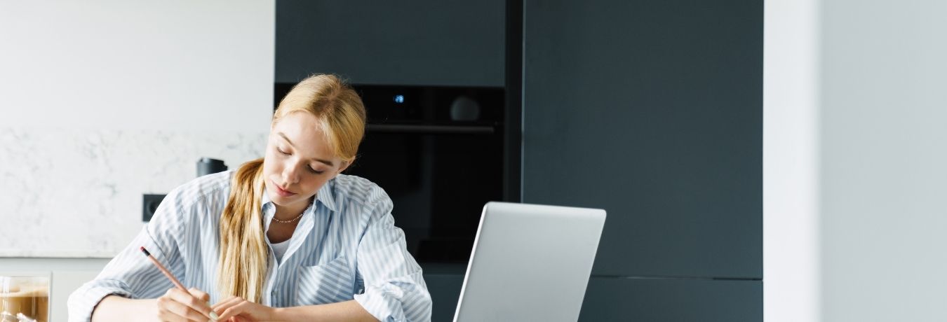 When to Refinance Home Loan: 8 Signs It Is Time in Brisbane